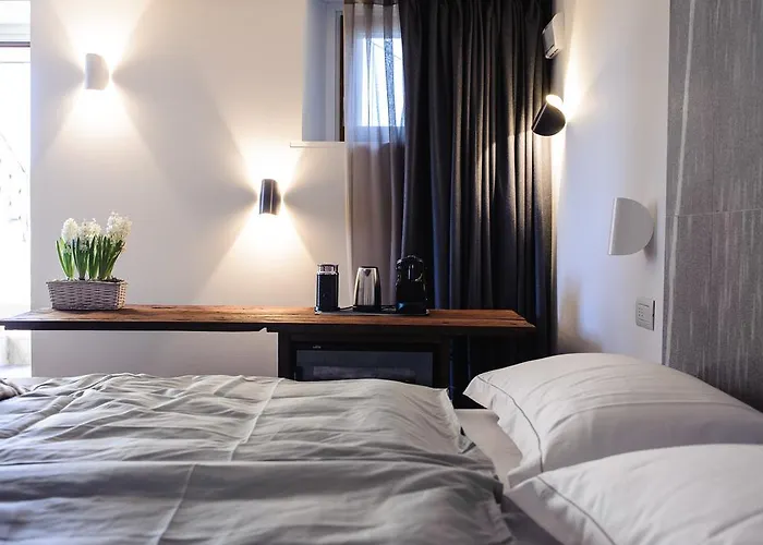 Affittacamere D'hotes La Latteria 4*